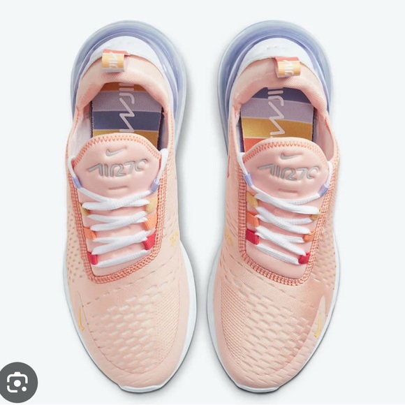 Nike Air Max 270 in Peach and Red